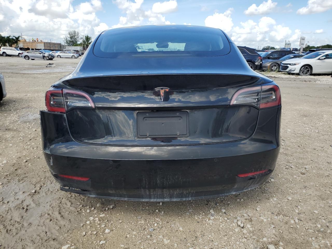 5YJ3E1EA7KF324007 2019 Tesla Model 3