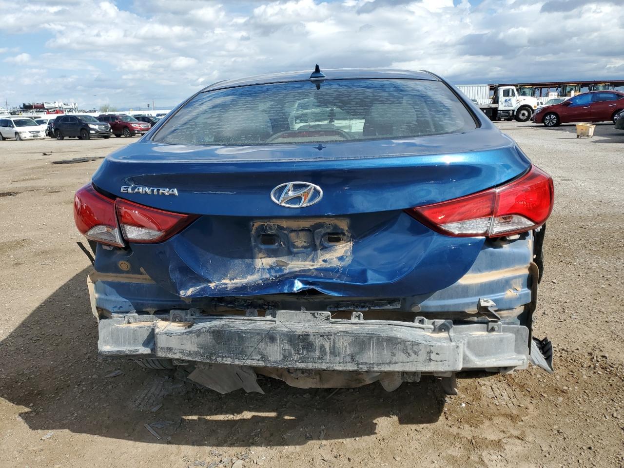 KMHDH4AE7GU569373 2016 Hyundai Elantra Se