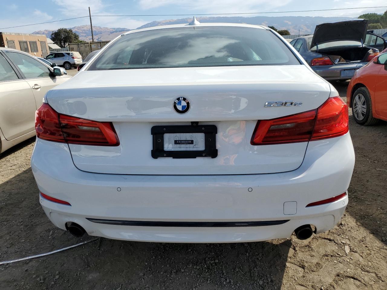 WBAJA9C59JB249462 2018 BMW 530E