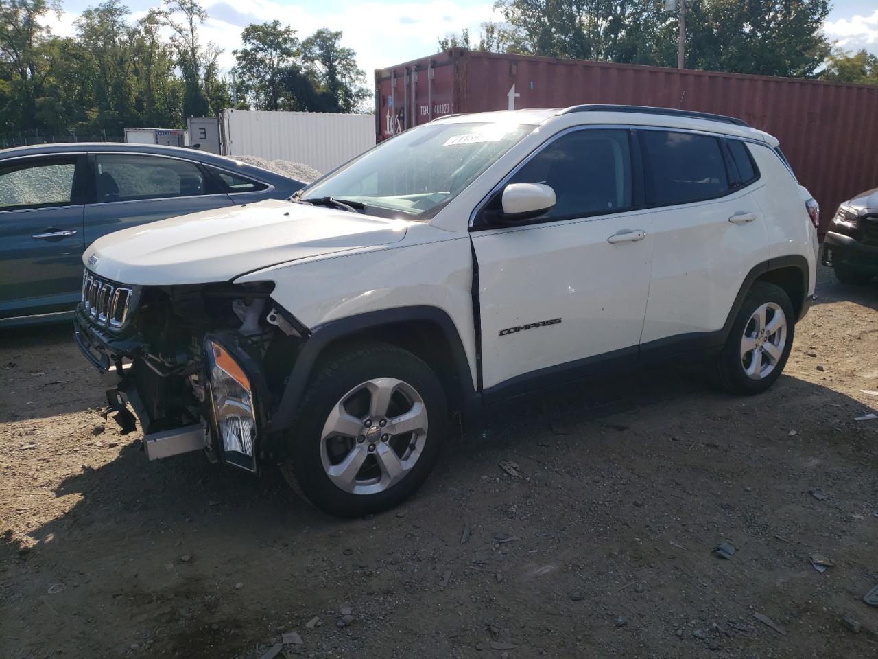 3C4NJDBB7JT262224 2018 JEEP COMPASS - Image 1