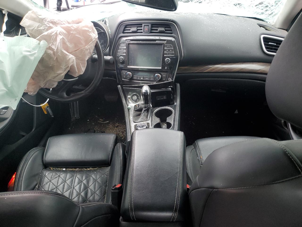 2016 Nissan Maxima - Image 8