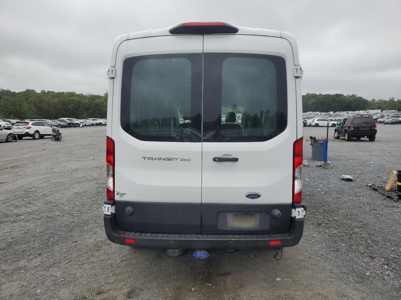 1FTYR2CM0KKB18110 2019 Ford Transit T-250