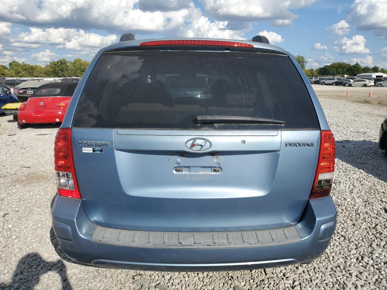 KNDMC233676028645 2007 Hyundai Entourage Gls