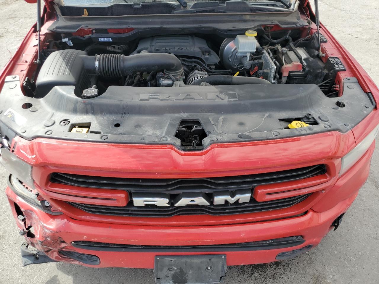 1C6RREJT2KN628318 2019 Ram 1500 Laramie