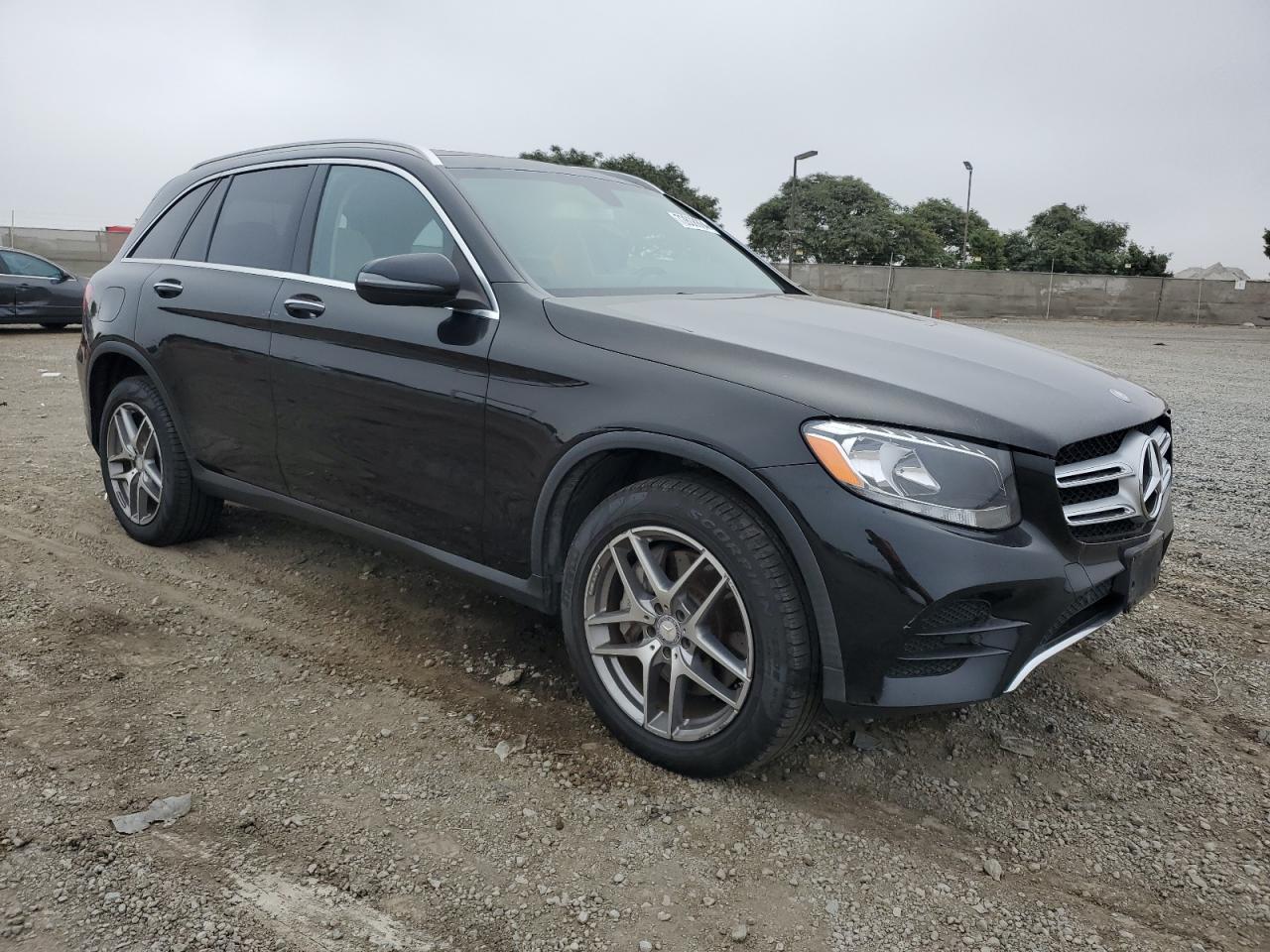 VIN WDC0G4JB7GF087755 2016 MERCEDES-BENZ GLC-CLASS no.4