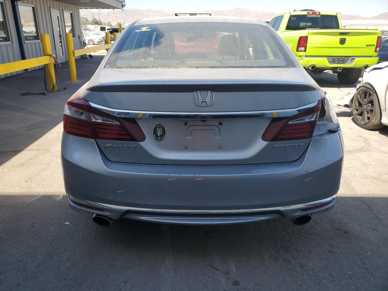 1HGCR2F52HA264698 2017 Honda Accord Sport