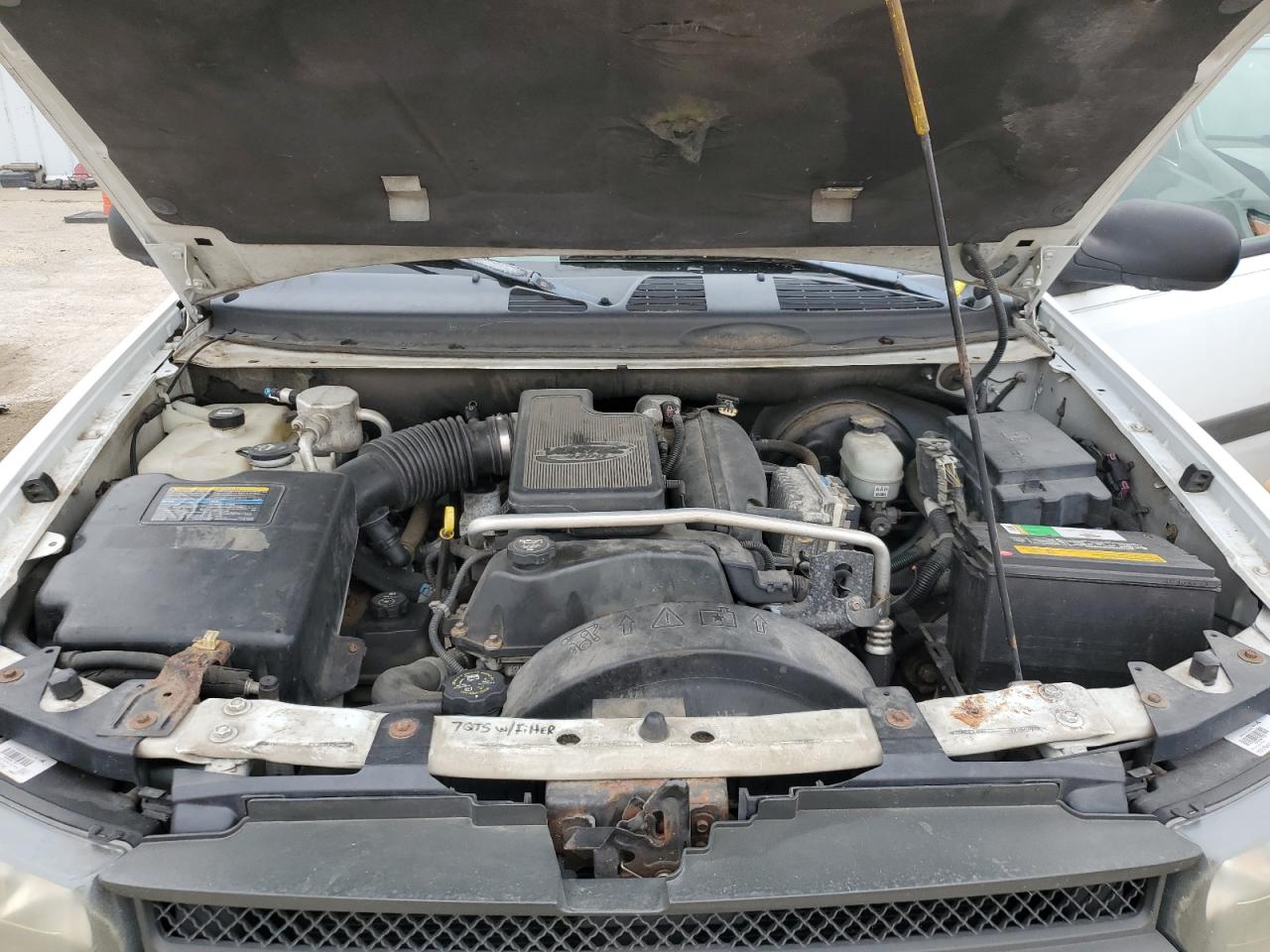 1GNDT13SX42327339 2004 Chevrolet Trailblazer Ls