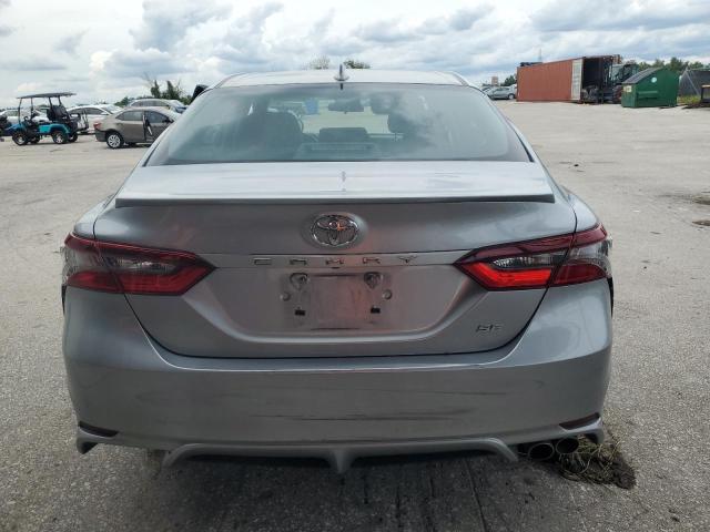 4T1G11AK5NU638693 Toyota Camry SE 6