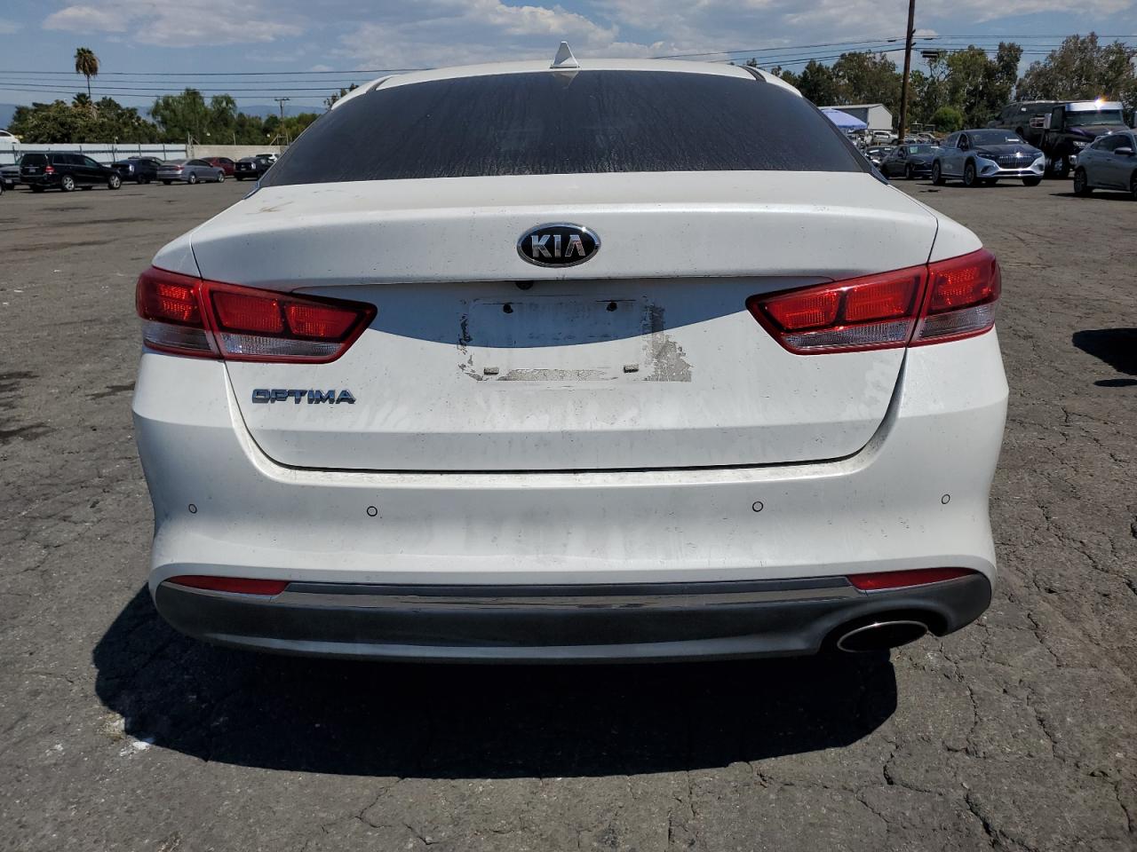 2018 Kia Optima Lx VIN: 5XXGT4L33JG259987 Lot: 70041634