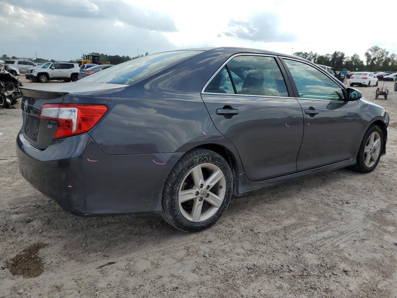 VIN 4T1BF1FK3DU237002 2013 TOYOTA CAMRY no.3