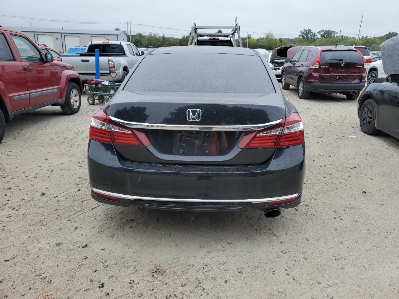 1HGCR2F32GA081072 2016 Honda Accord Lx