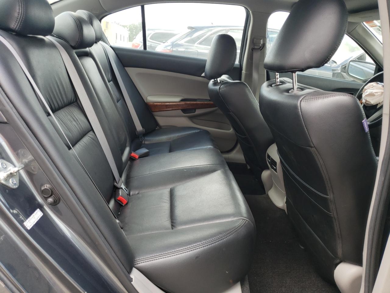 2011 Honda Accord Ex VIN: 1HGCP2F70BA132487 Lot: 72147784