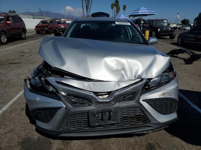 4T1G11AK5NU059168 Toyota Camry SE 5