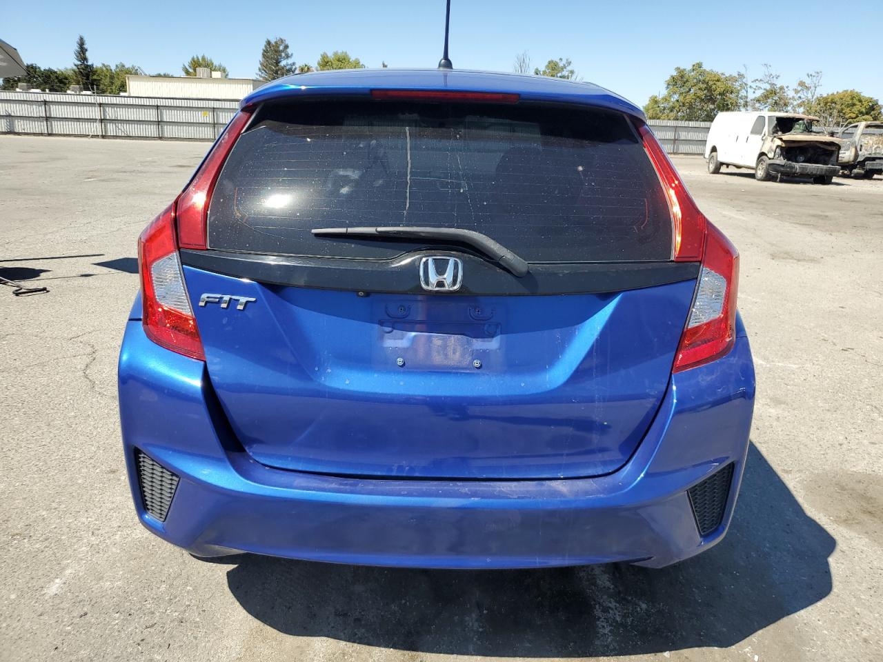 2017 Honda Fit Lx VIN: 3HGGK5H50HM713030 Lot: 71034754