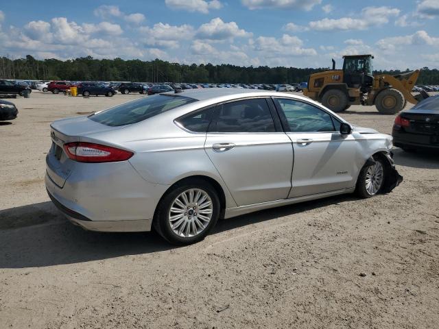  FORD FUSION 2016 Серебристый