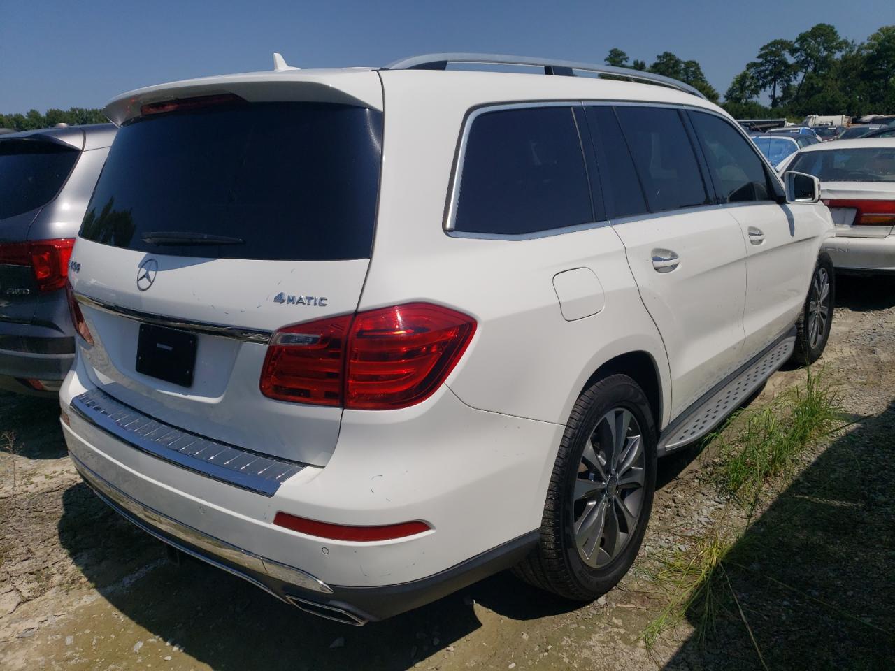 VIN 4JGDF6EE8GA698672 2016 MERCEDES-BENZ GL-CLASS no.3