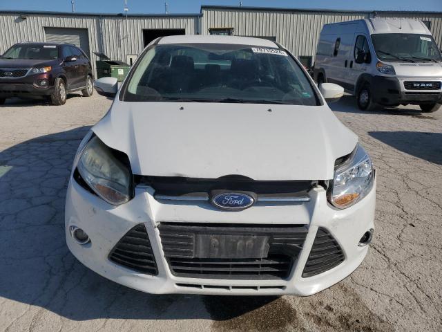  FORD FOCUS 2014 Белый