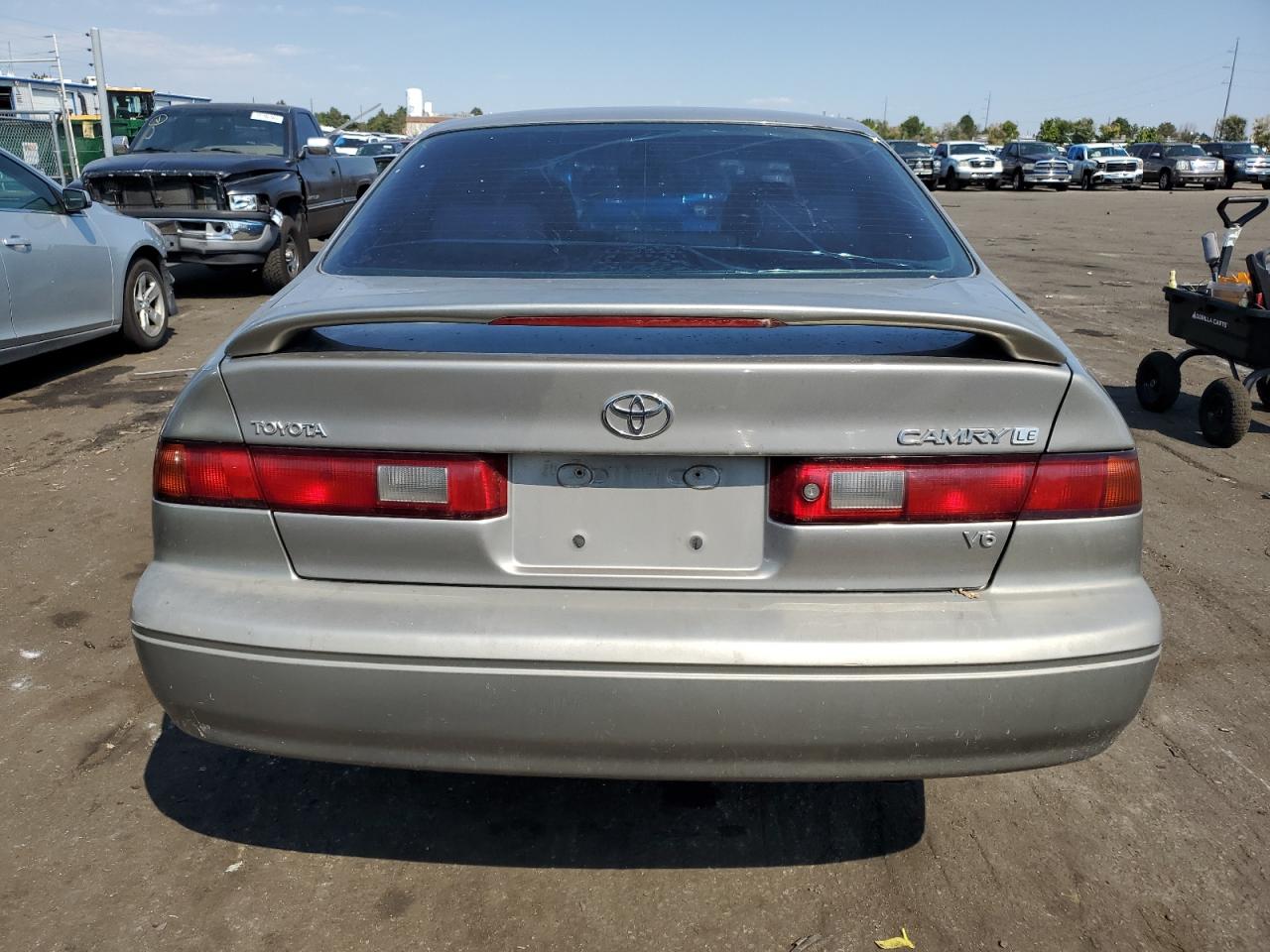 1999 Toyota Camry Le VIN: 4T1BF22K8XU078154 Lot: 70878104