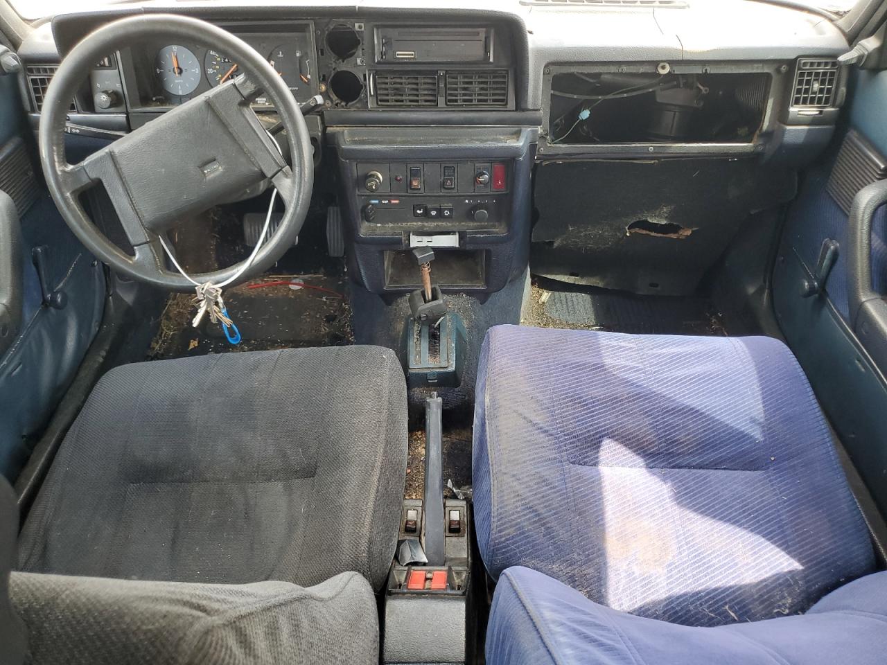 YV1AX8843H1222960 1987 Volvo 244 Dl