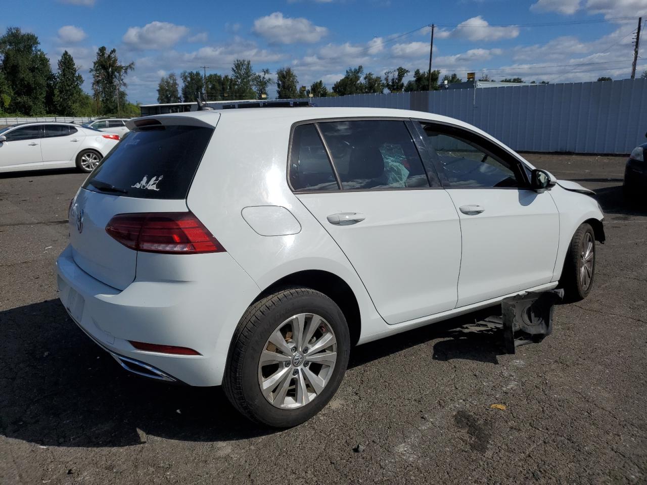 2020 Volkswagen Golf - Image 3