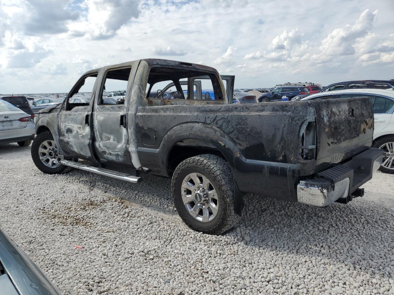 2011 Ford F250 - Image 2