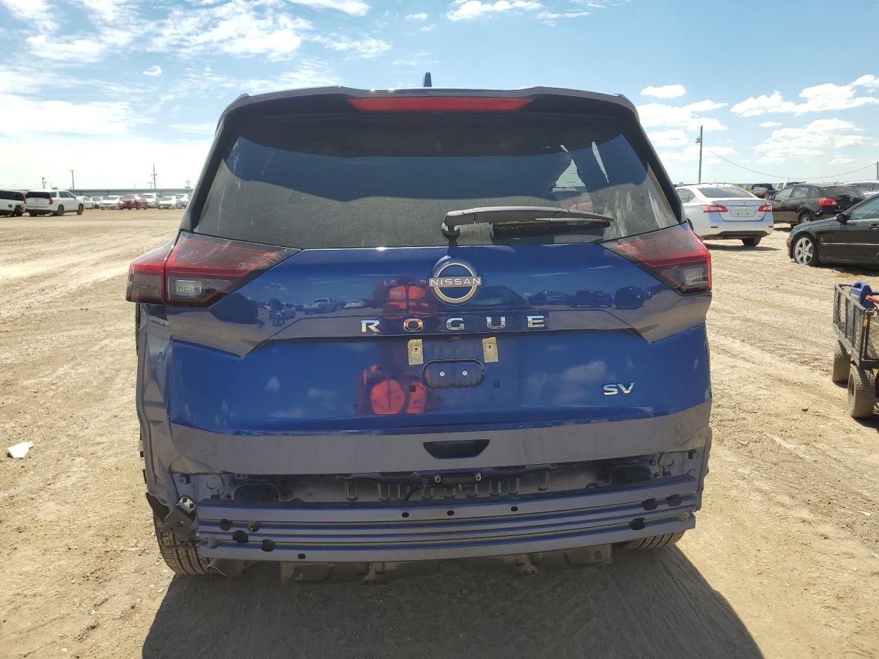 2022 Nissan Rogue Sv VIN: 5N1BT3BA8NC715696 Lot: 69709444