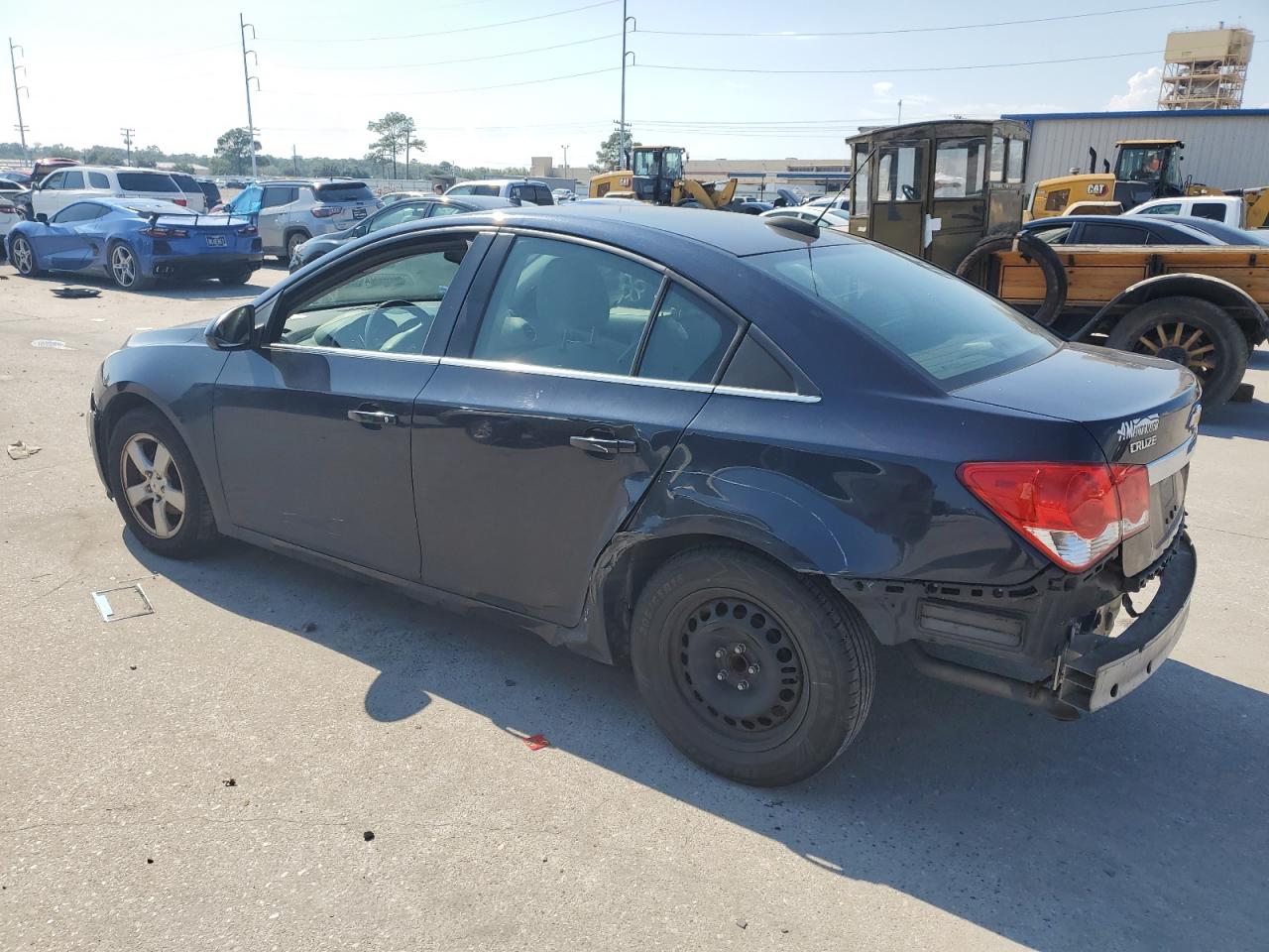 2016 Chevrolet Cruze - Image 2