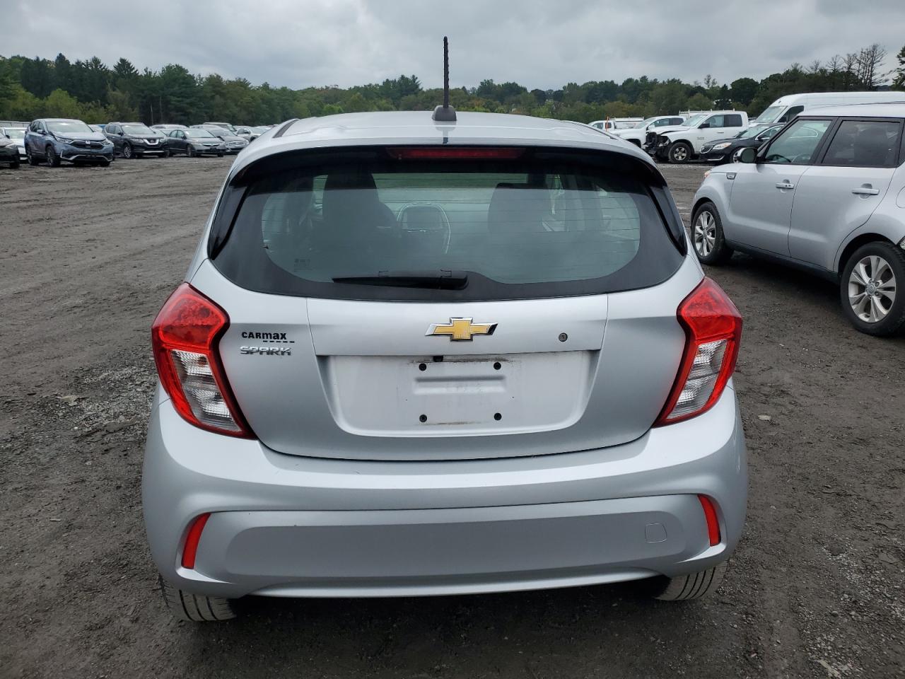 KL8CB6SA8JC472942 2018 Chevrolet Spark Ls