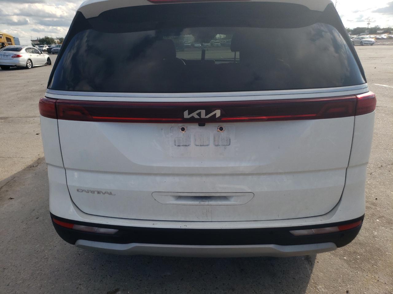 2023 Kia Carnival Lx VIN: KNDNB4H39P6274522 Lot: 71017644