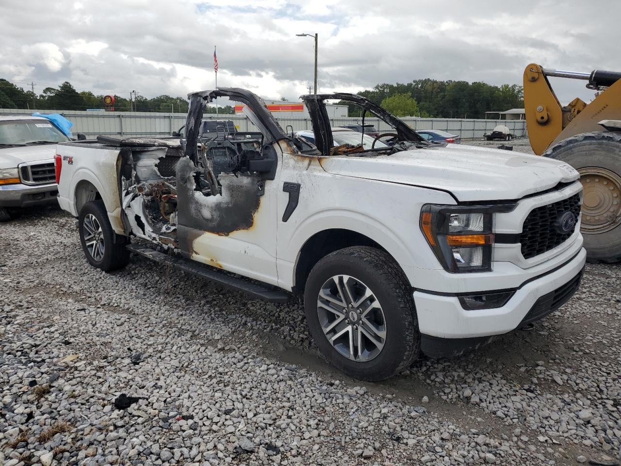2023 Ford F-150 - Image 4