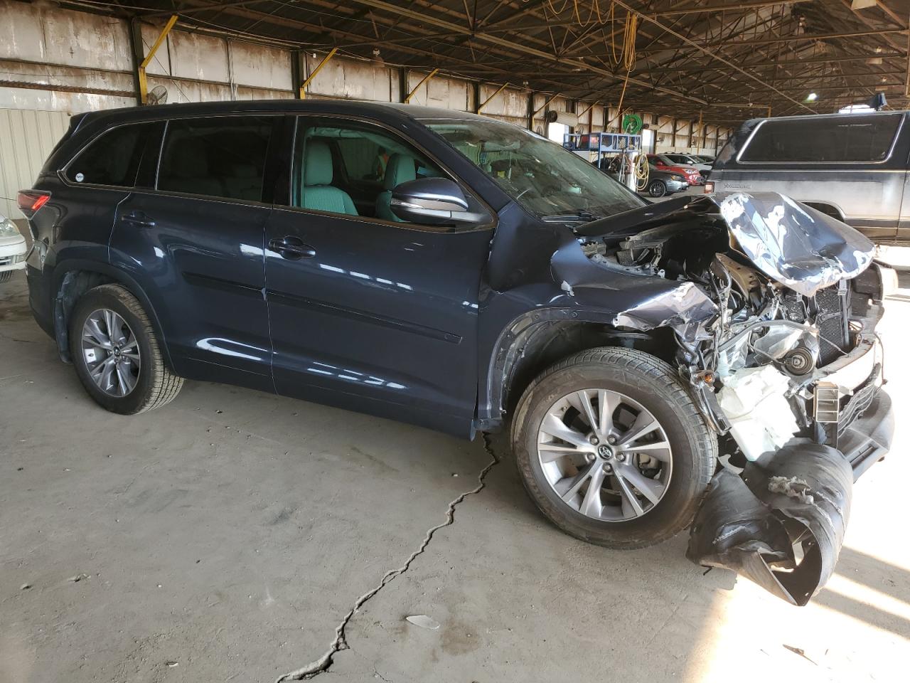 2016 Toyota Highlander Le VIN: 5TDBKRFH5GS320748 Lot: 71411464