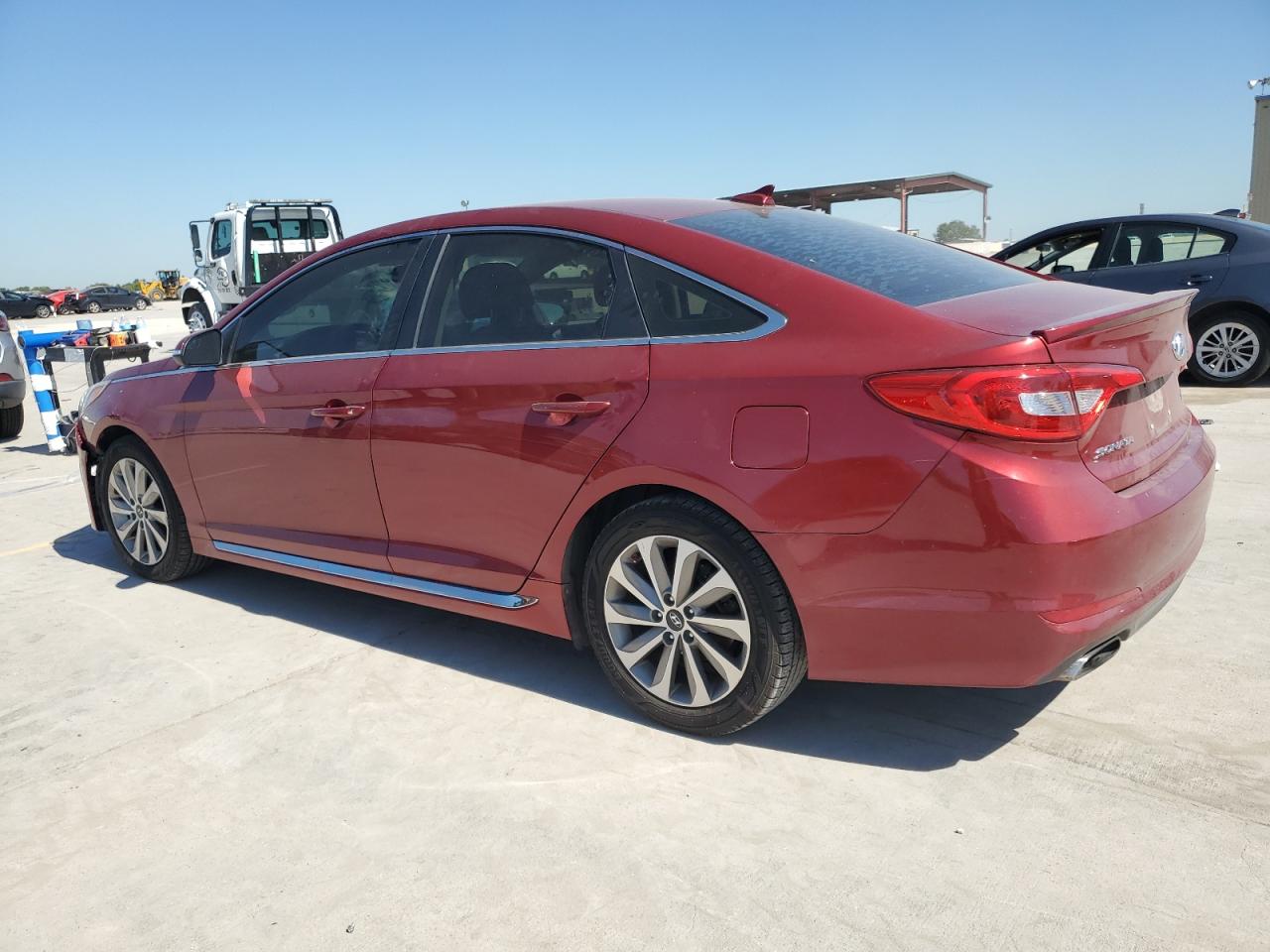 2015 Hyundai Sonata - Image 2