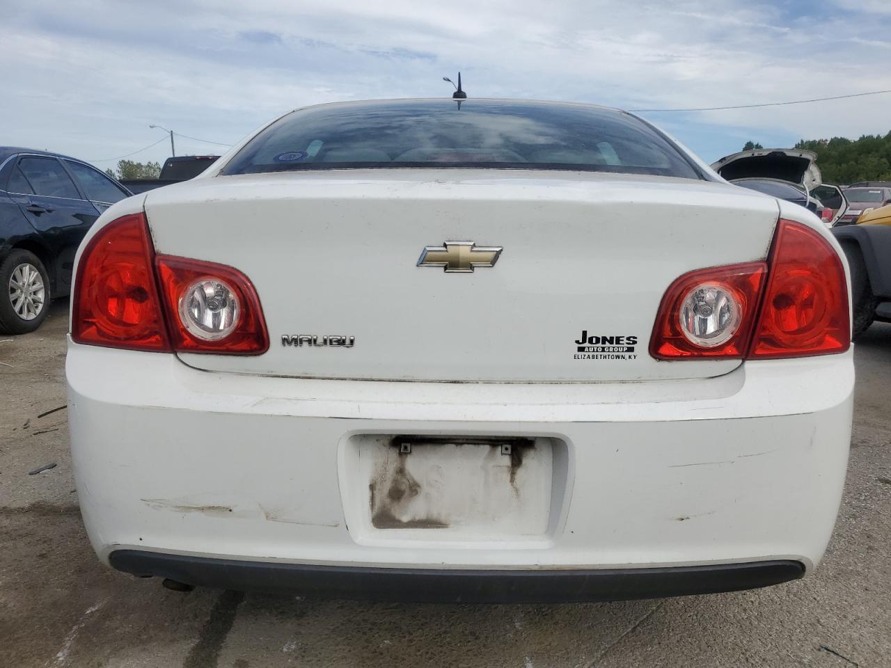 2011 Chevrolet Malibu - Image 6