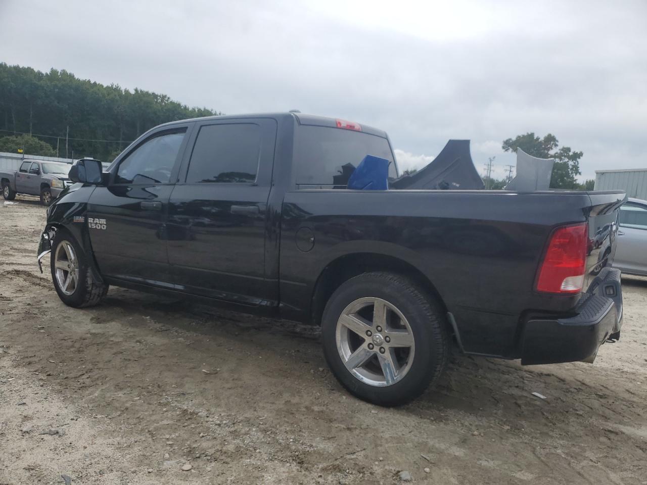 2014 RAM 1500 - Image 2