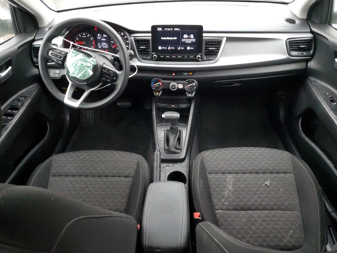 3KPA24AD1PE516408 2023 Kia Rio Lx