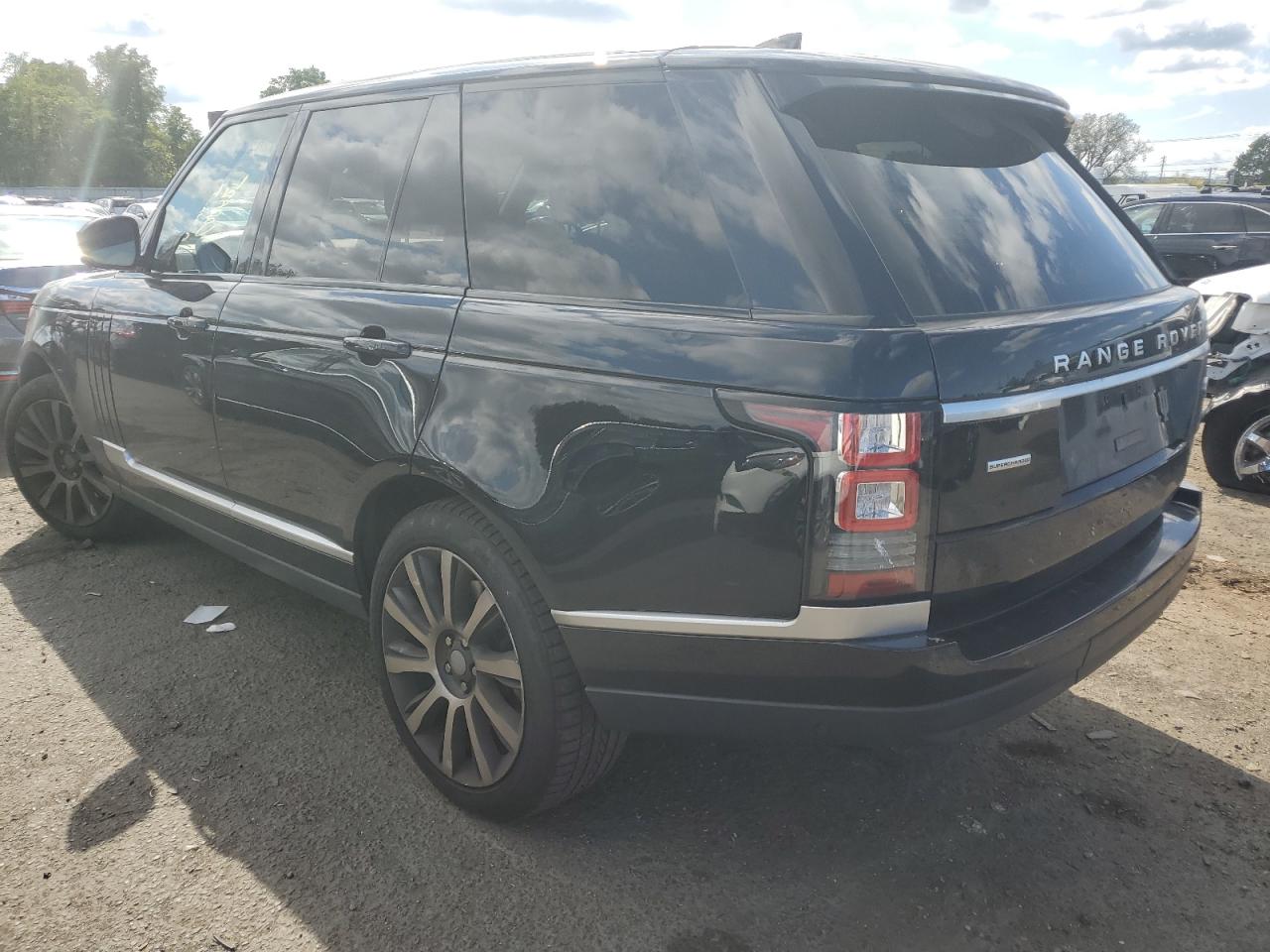 SALGS2FE0HA325611 2017 LAND ROVER RANGE ROVER - Image 2