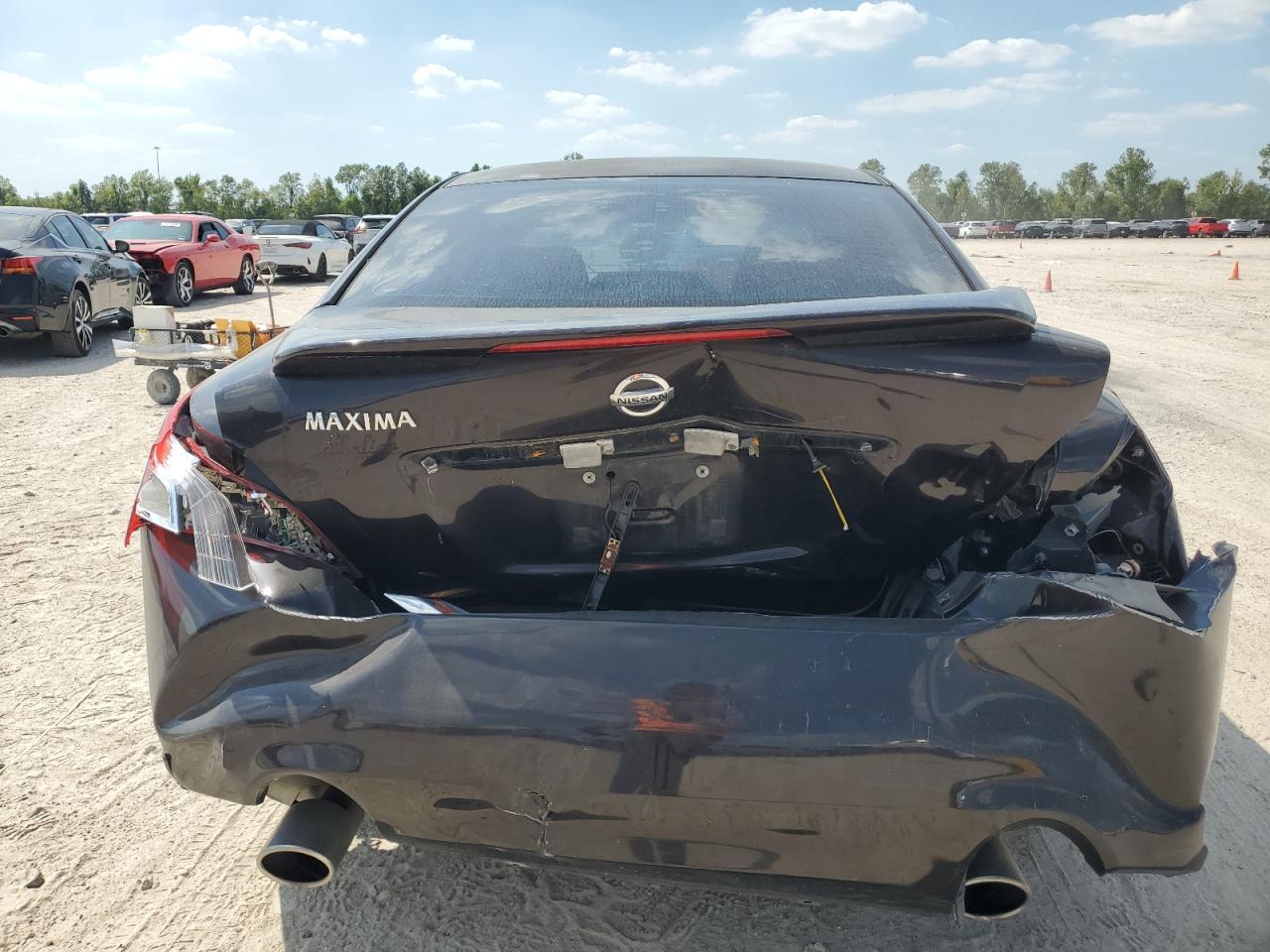 1N4AA5AP6BC814302 2011 Nissan Maxima S