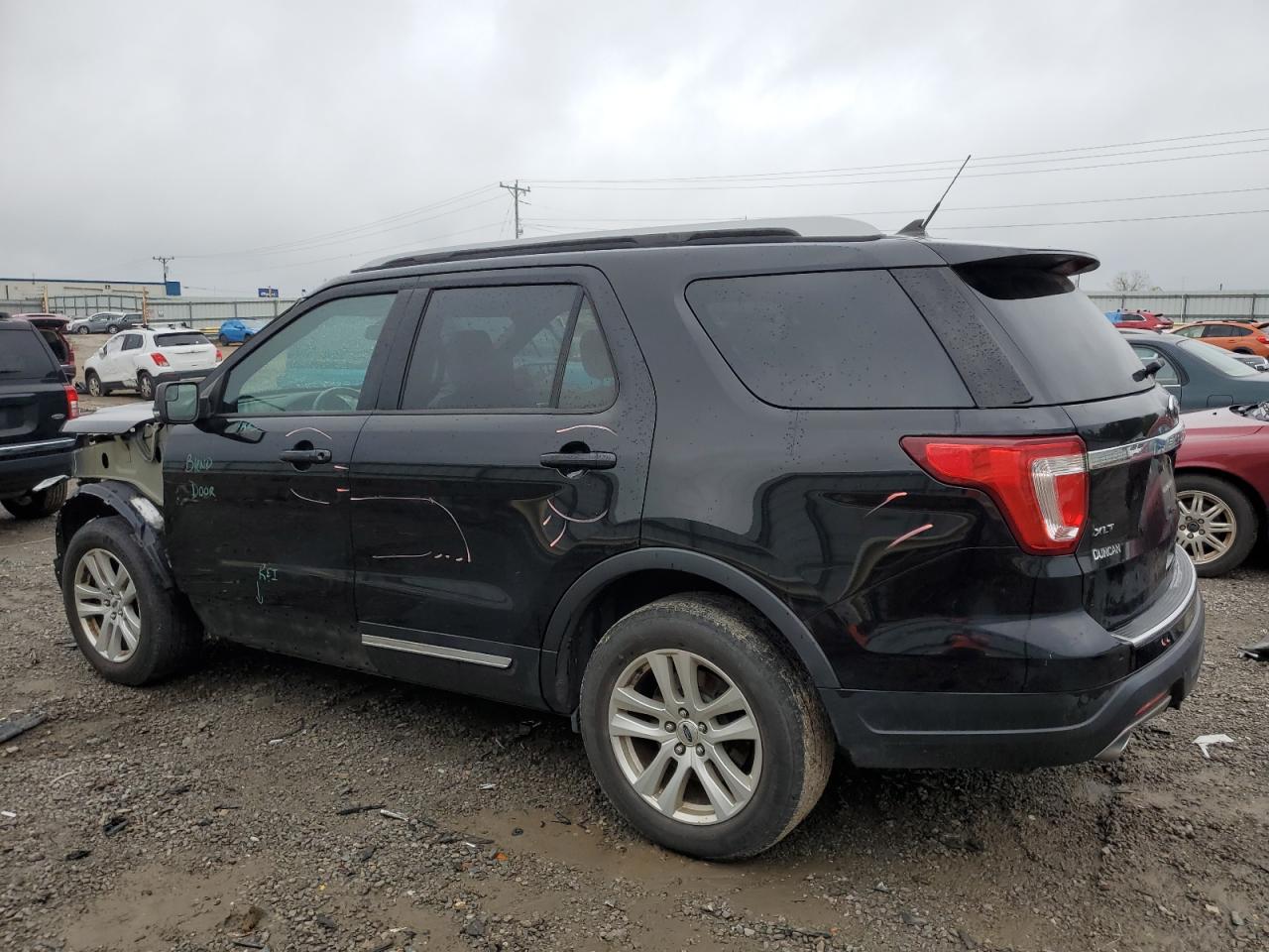 1FM5K8D84JGC24004 2018 FORD EXPLORER - Image 2