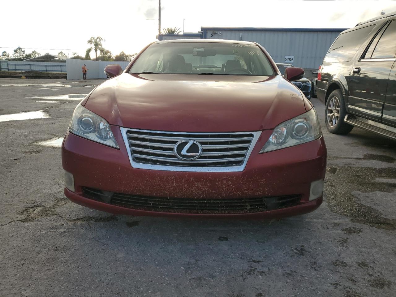 2011 Lexus ES - Image 5