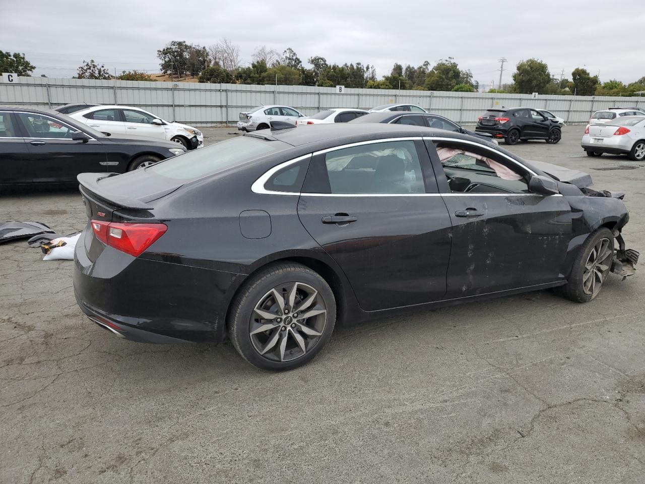2020 Chevrolet Malibu - Image 3