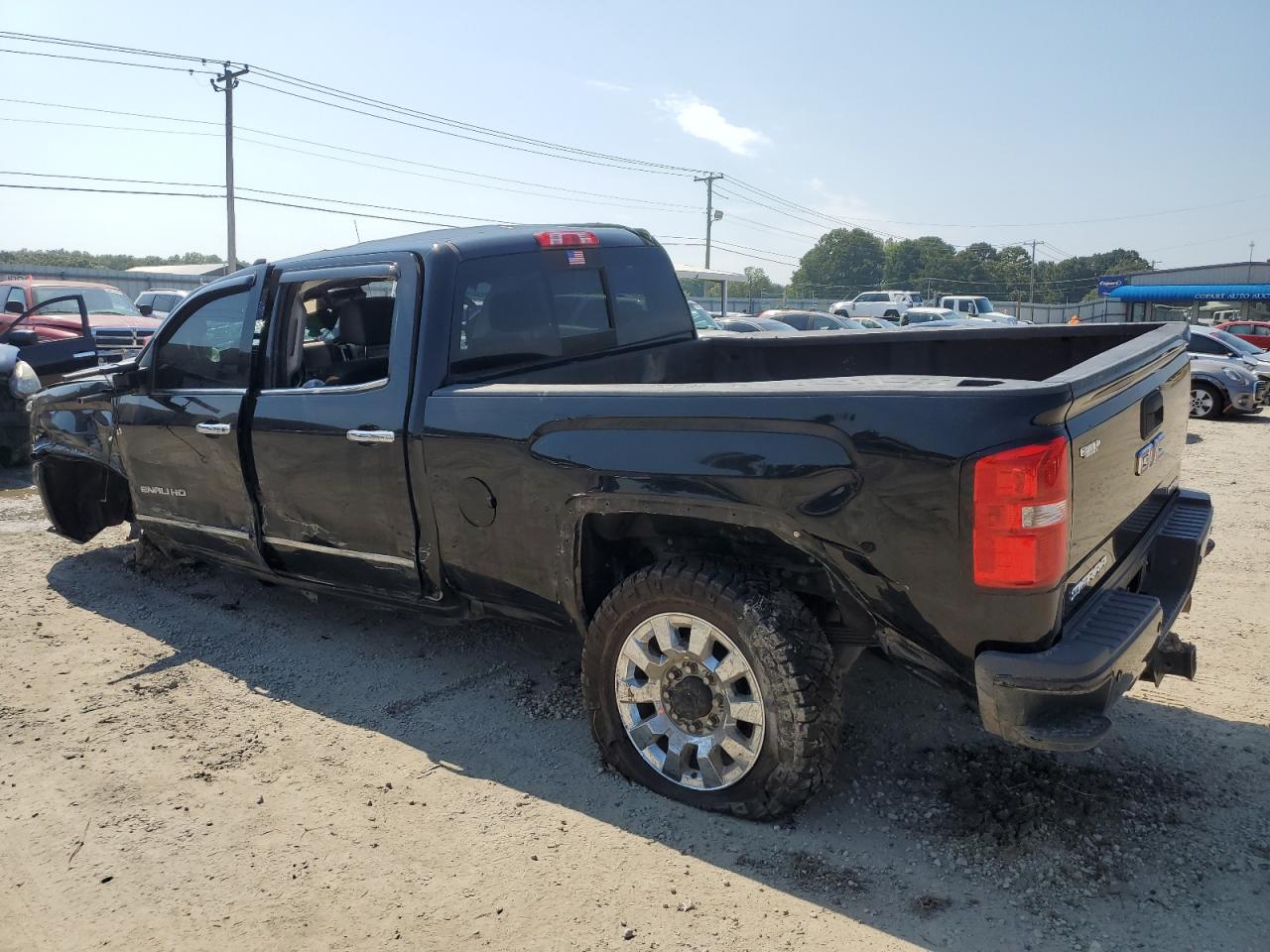 2018 GMC Sierra - Image 2