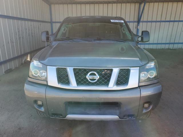  NISSAN TITAN 2015 Gray