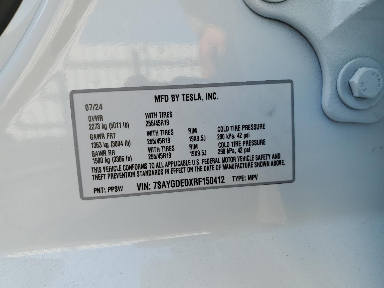 2024 Tesla Model Y VIN: 7SAYGDEDXRF150412 Lot: 70632634