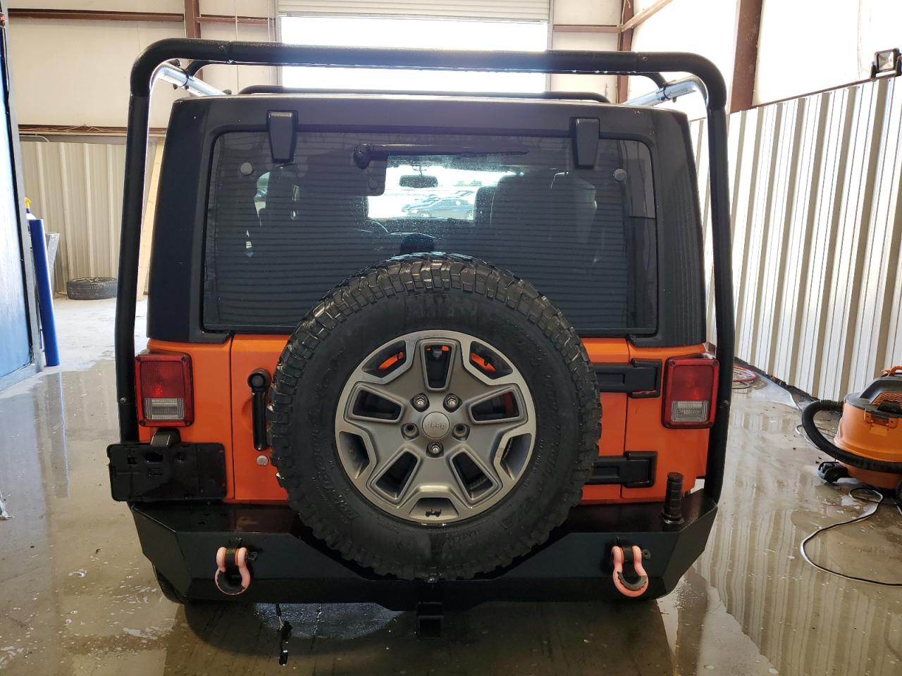 1C4BJWEG0FL697952 2015 Jeep Wrangler Unlimited Sahara