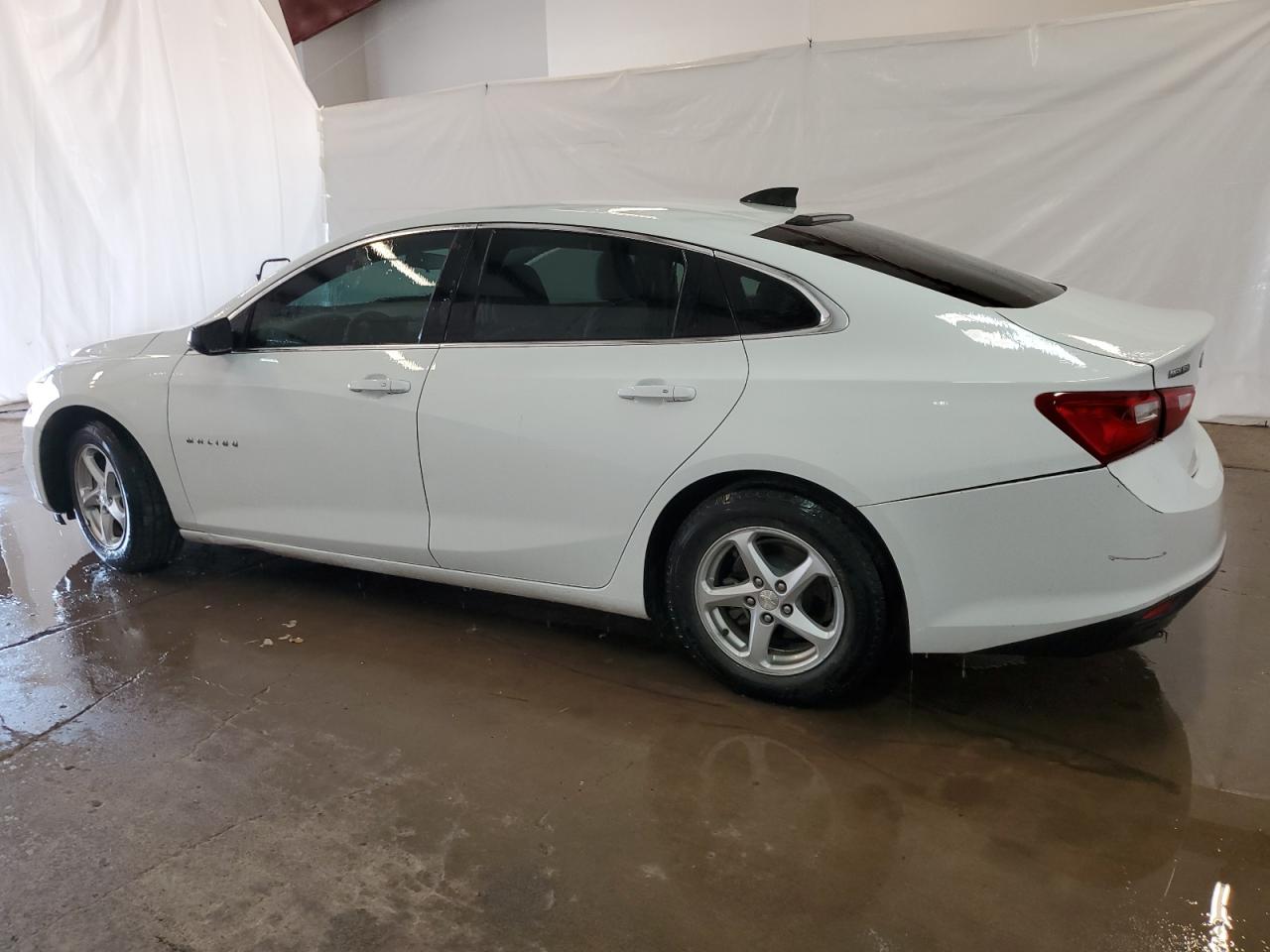 1G1ZB5ST7HF201210 2017 CHEVROLET MALIBU - Image 2