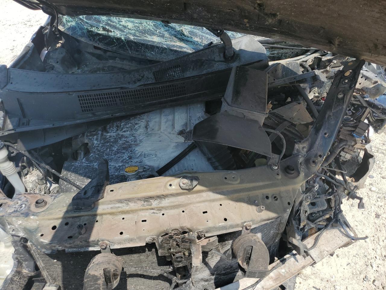 2015 Toyota Highlander - Image 13