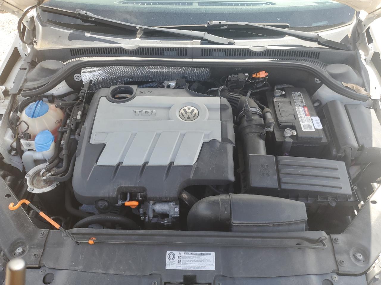 3VW3L7AJXCM403535 2012 Volkswagen Jetta Tdi