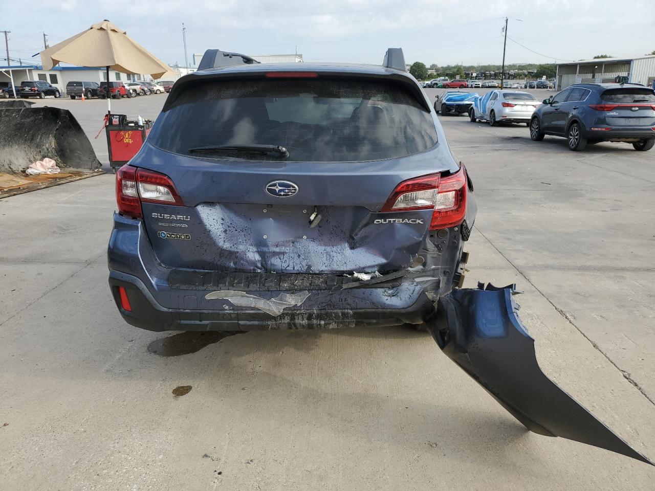 2018 Subaru Outback 2.5I VIN: 4S4BSAAC2J3213674 Lot: 71878544