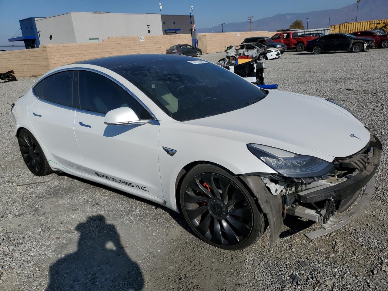 5YJ3E1EB1KF437864 2019 Tesla Model 3