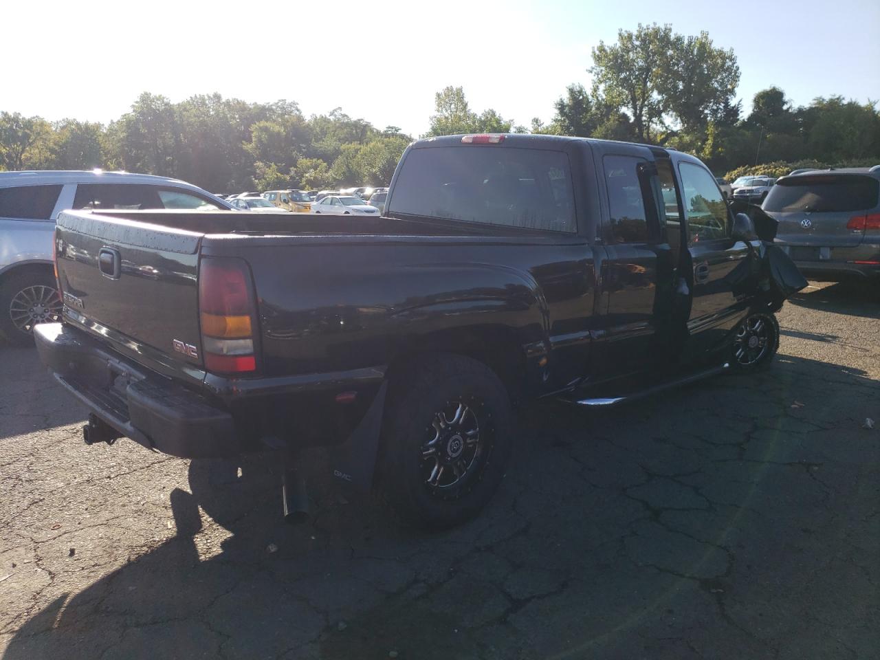 2004 GMC Sierra - Image 3